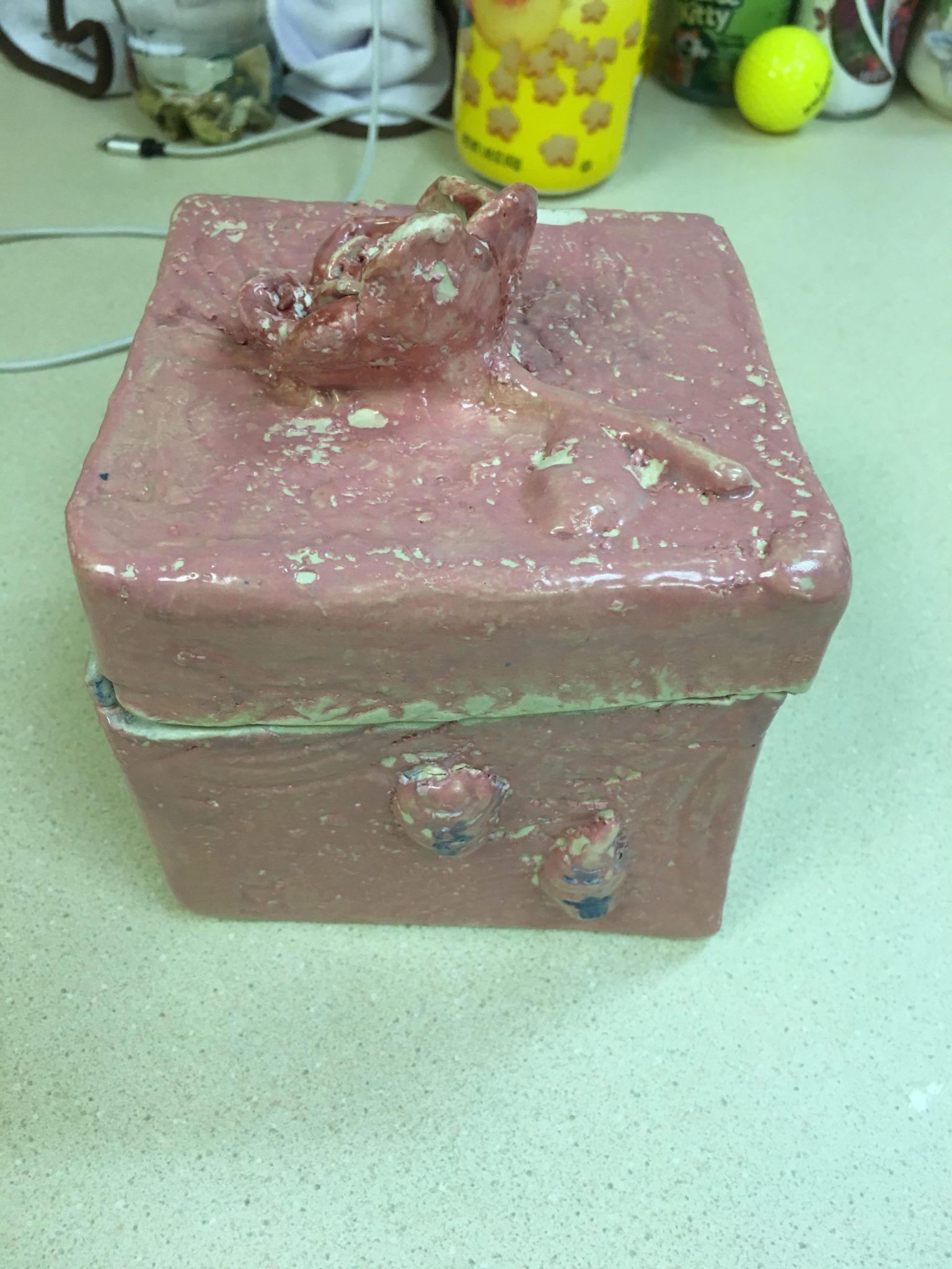 Box with 3d rose on top.