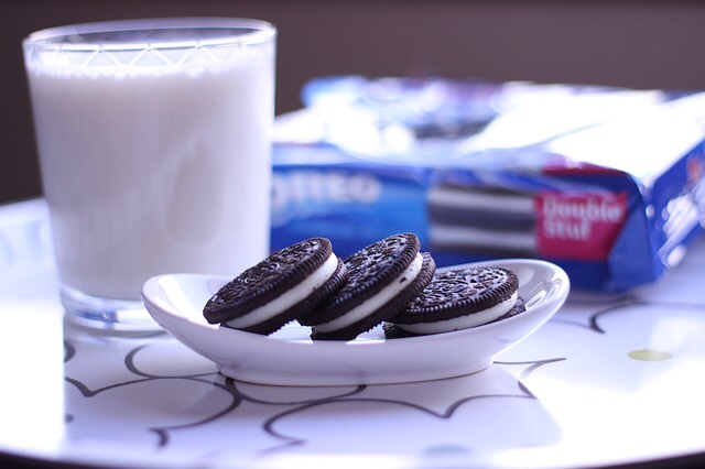 Oreos and a glass of milk