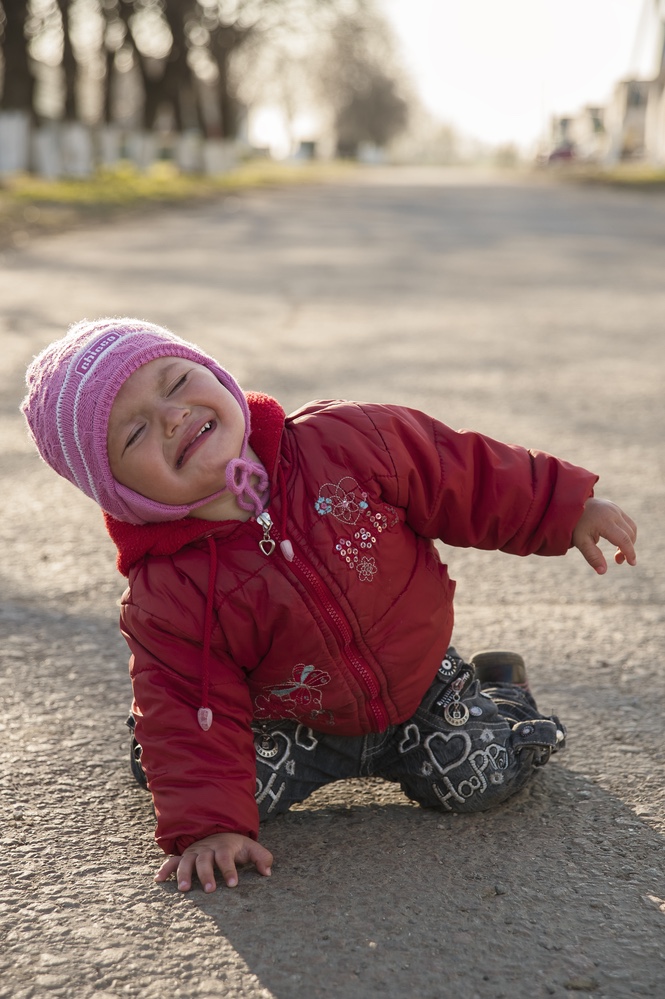 Toddler crying feeling strong emotions